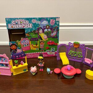 Gabby’s Dollhouse Kitty Fairy Garden Party Playset